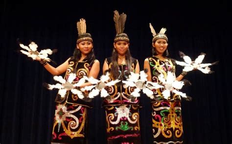 ragam seni  budaya indonesia pesona nusantara