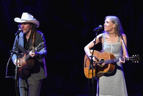 Important Women in American Folk Music