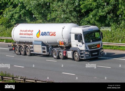 Camions Citernes Transport Gaz En Vrac Banque De Photographies Et D