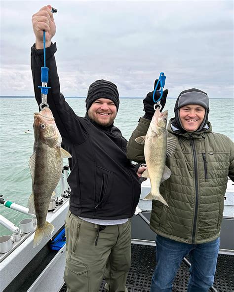 Lake Erie Walleye Fishing Charters Captain Larry S Charters Oh