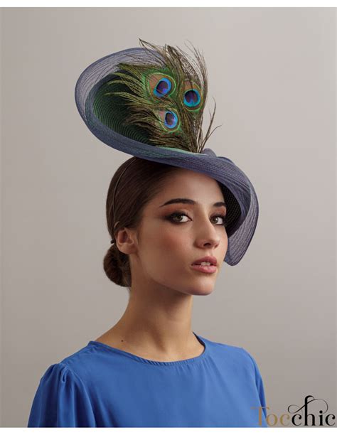 Green wedding hat with feathers|Wedding hats for women|€142.00