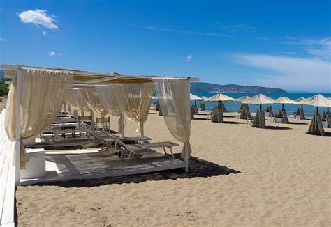 Il Tramonto Beach Albinia, Beach in Tuscany, Italy