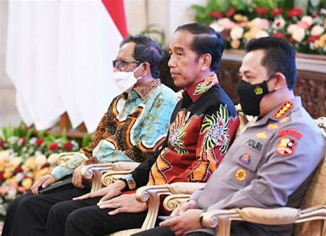 Jokowi Kepercayaan Publik Ke Polisi Anjlok Gegara Ferdy Sambo Ulasan Co