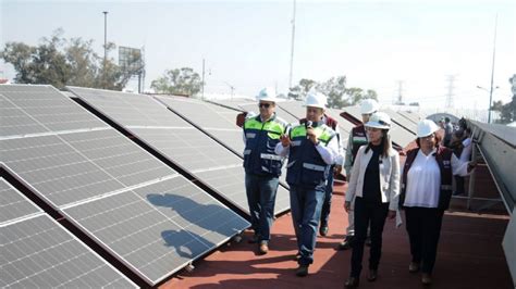 Claudia Sheinbaum Recorre Central Fotovoltaica En La Central De Abastos