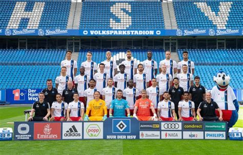 Neues Mannschaftsfoto Das Ist Der Hsv 2019 20