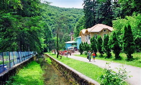 Atrac Ii I Obiective Turistice Arad Locuridinromania Ro