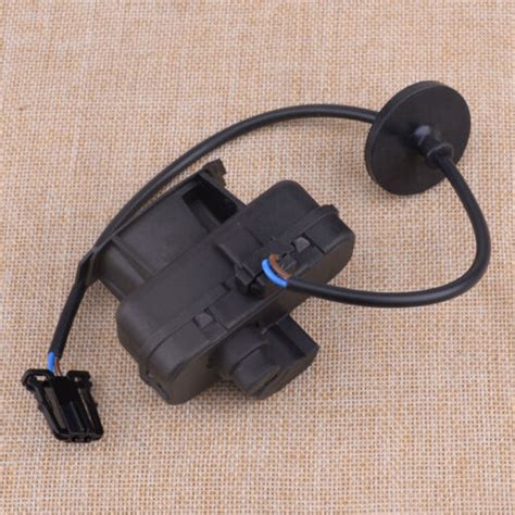 N Fuel Tank Door Lock Motor Actuator Control Unit Fit For Vw