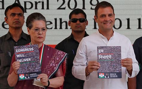 What is India's key opposition party Congress promising to do if it wins in elections?