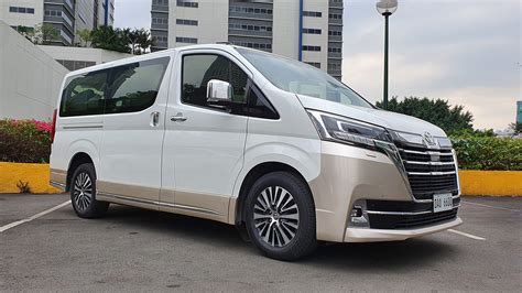 2024 Toyota Hiace Super Grandia Elite Vs GL Grandia Tourer