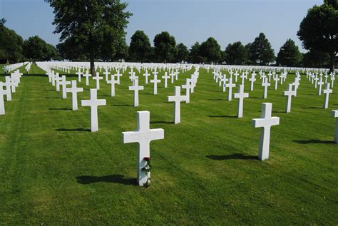 NETHERLANDS AMERICAN CEMETERY AND MEMORIAL | Stories Beyond The Graves
