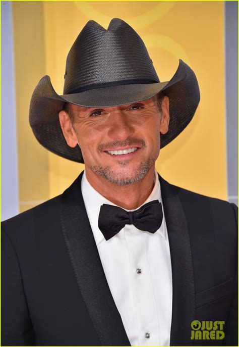 Faith Hill Tim McGraw Are A Picture Perfect Couple At CMA Awards 2016