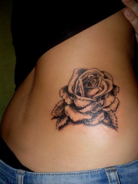 Modele De Tatouage Pour Femme Bas Du Dos