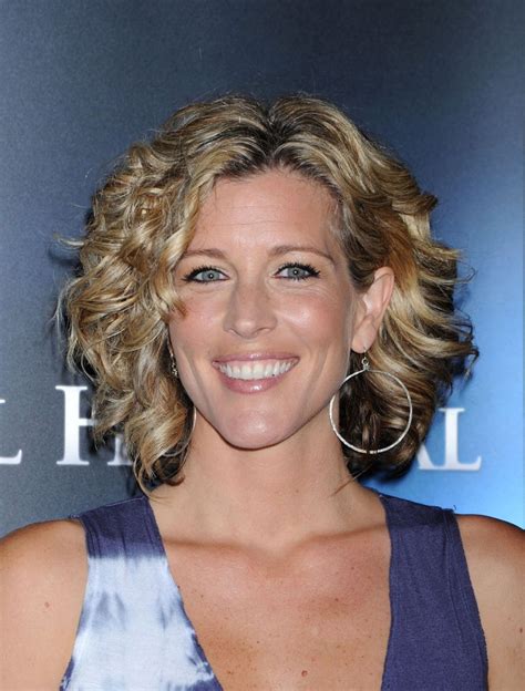 General Hospital Star Laura Wright Cut Her Hair — See The Gorgeous Pic