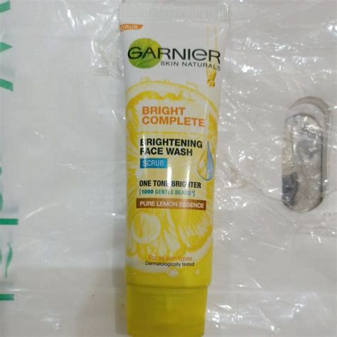 Jual Garnier Light Complete Brightening Scrub Shopee Indonesia