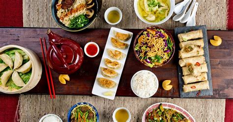 12 Lucky Foods For Your Chinese New Year Feast Taste Of Home