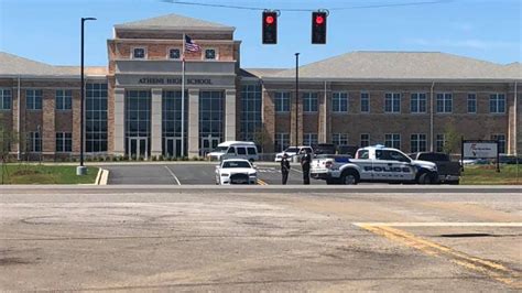 Lockdown at Athens High School lifted after parent altercation | WHNT.com