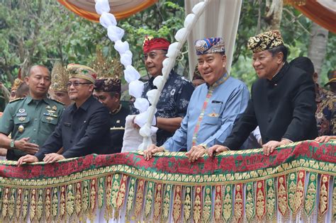 Lestraikan Adat Budaya Lampung Dan Sambut Bulan Suci Ramadhan Pemprov