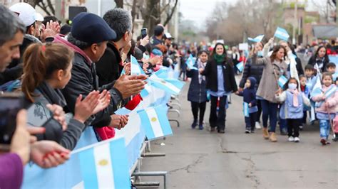 Acto Oficial En Villa Astolfi Y Festejos En Los Clubes Municipales El