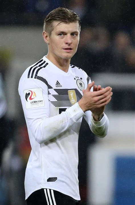 COLOGNE GERMANY NOVEMBER 14 Toni Kroos Of Germany Salutes The Fans