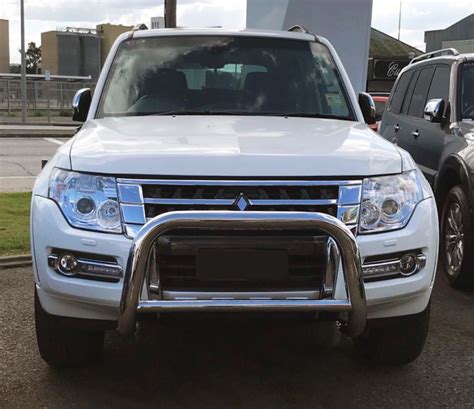 Mitsubishi Pajero Stainless Steel Nudge Bar Jul Equipe Automotive