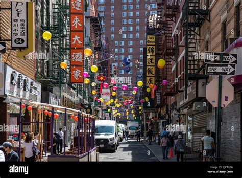 Pell Street Street View In Chinatown District Of Manhattan New York