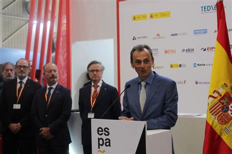 El Ex Astronauta Pedro Duque Nuevo Presidente De Hispasat