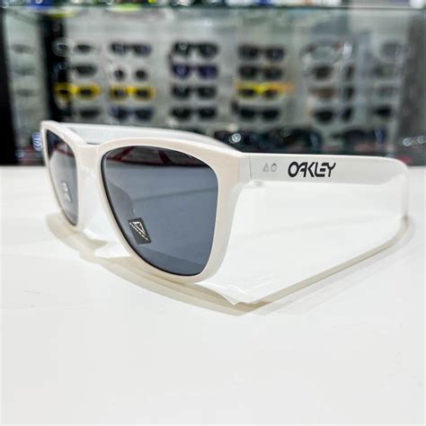 Oakley Frogskins 35th Anniversary Polished White / Prizm Grey (57 ...