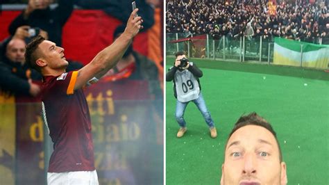 Roma legend Francesco Totti takes selfie to celebrate goal against arch-rivals | ITV News