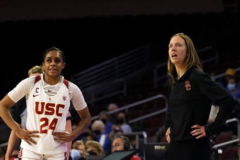 Lindsay Gottlieb Is Empowering Women Through Basketball Annenberg Media