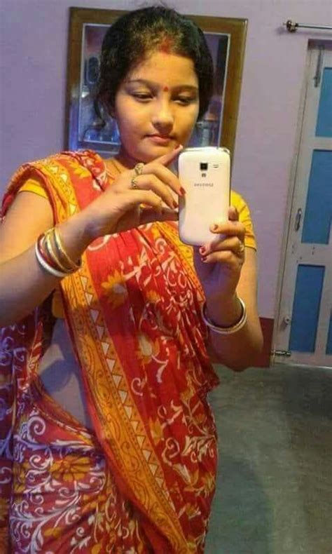 Selfie Bhabi Boudi Arabian Beauty Women Beautiful Blonde Girl