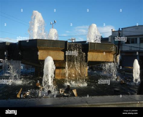 08909 Francisco Balagtas Monument Liwasang Balagtas Fountain Pandacan ...