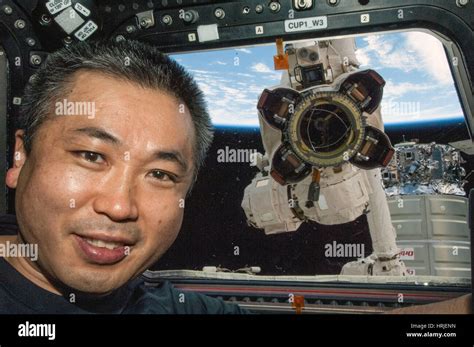 Iss Astronaut Hi Res Stock Photography And Images Alamy