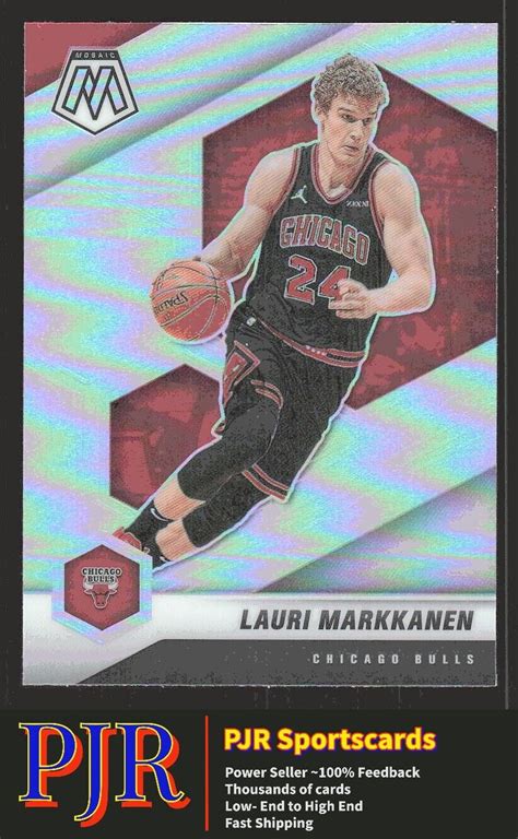 2020 Panini Mosaic 4 Lauri Markkanen Silver Holo Prizm Chicago Bulls