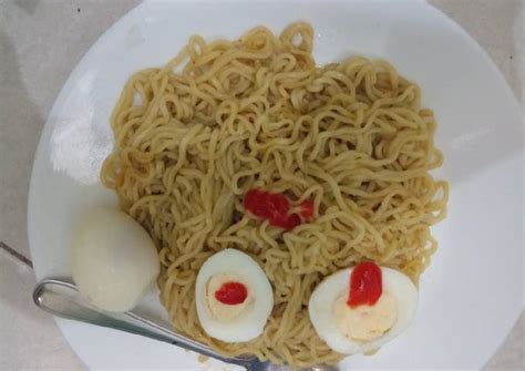 Indomie With Boiled Eggs Recipe By Megline Adhiambo Cookpad