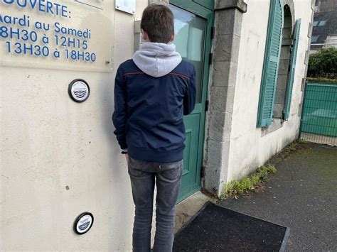 À Quimper de nouveaux marqueurs de crue ont été posés le long du Steïr