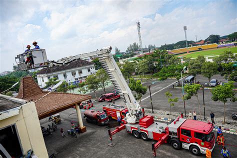 Tingkatkan Keterampilan Pemadaman Kebakaran Satpol Pp Damkar Gelar