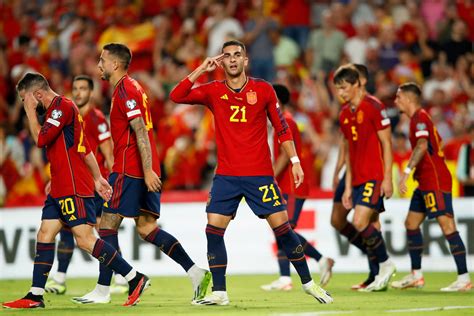 Euro 2024 Round Up Spain Score Six And Italy Win To Close Gap On Group