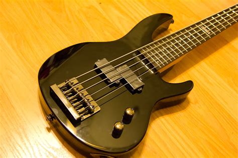 Short Scale 5 String At GC TalkBass