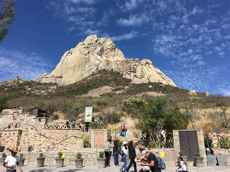 La Peña De Bernal Santiago De Querétaro 2020 Lo Que Se Debe Saber