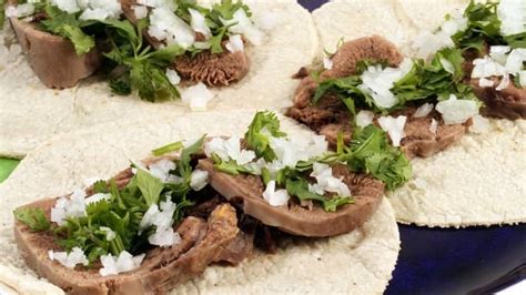 how to cook lengua in crock pot