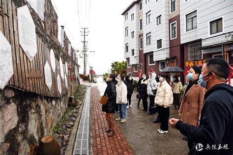 “巾帼心向党”丨市传媒中心举行庆三八巾帼红·最美奋斗者红色体验活动