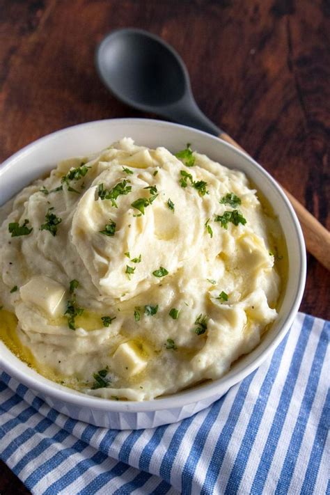 Creamy Dreamy And Decadent This Easy Mashed Potato Recipe Will Make Your Side Dish Dreams Come