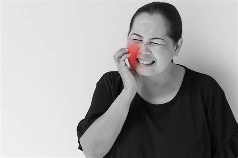 Common Symptoms of Tooth Decay | Texas Emergency Dentist