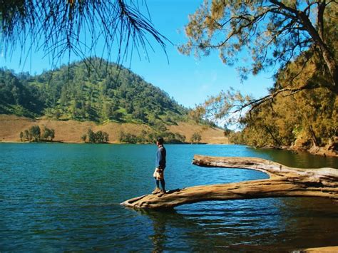 5 Danau Dengan Pemandangan Super Eksotis Di Indonesia Wajib Dikunjungi