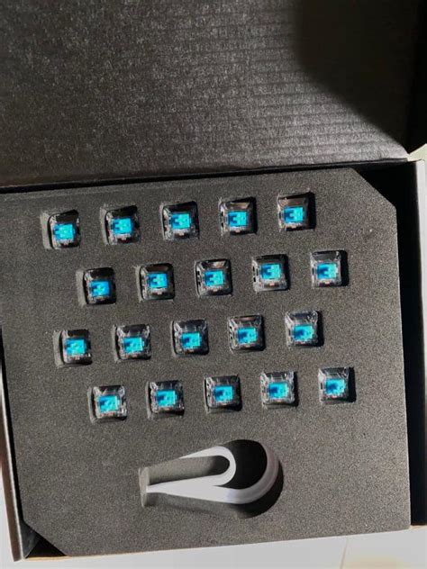 Logitech G Pro X Mechanical Keyboard (with GX Brown Switches ...