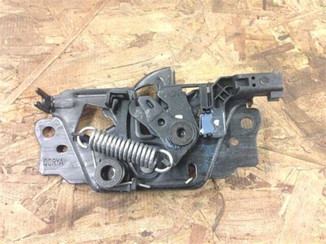 2013 2016 Ford Escape Focus Hood Latch W Sensor Gj5z 19g366 A Ebay