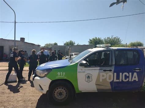 Una Mujer Aprehendida Y Un Hombre Santafesino Pr Fugo Por El Homicidio