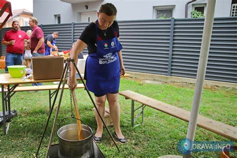 Foto Video Novigraci Se Natje U U Pripremi Gula A Naveliko Se