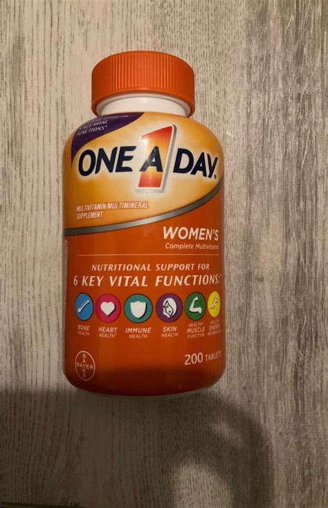 One A Day Womens Complete Multivitamin Multimineral 200 Ct Exp 03 24