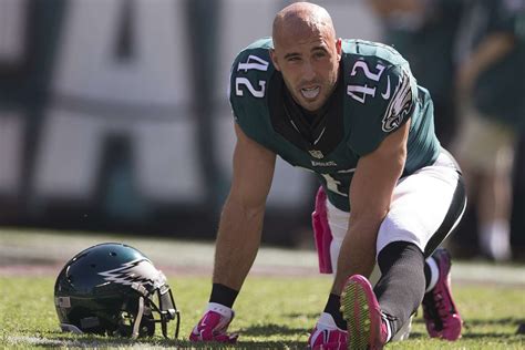 Former Eagles Captain Chris Maragos Wins 43 5m Lawsuit Against Doctors